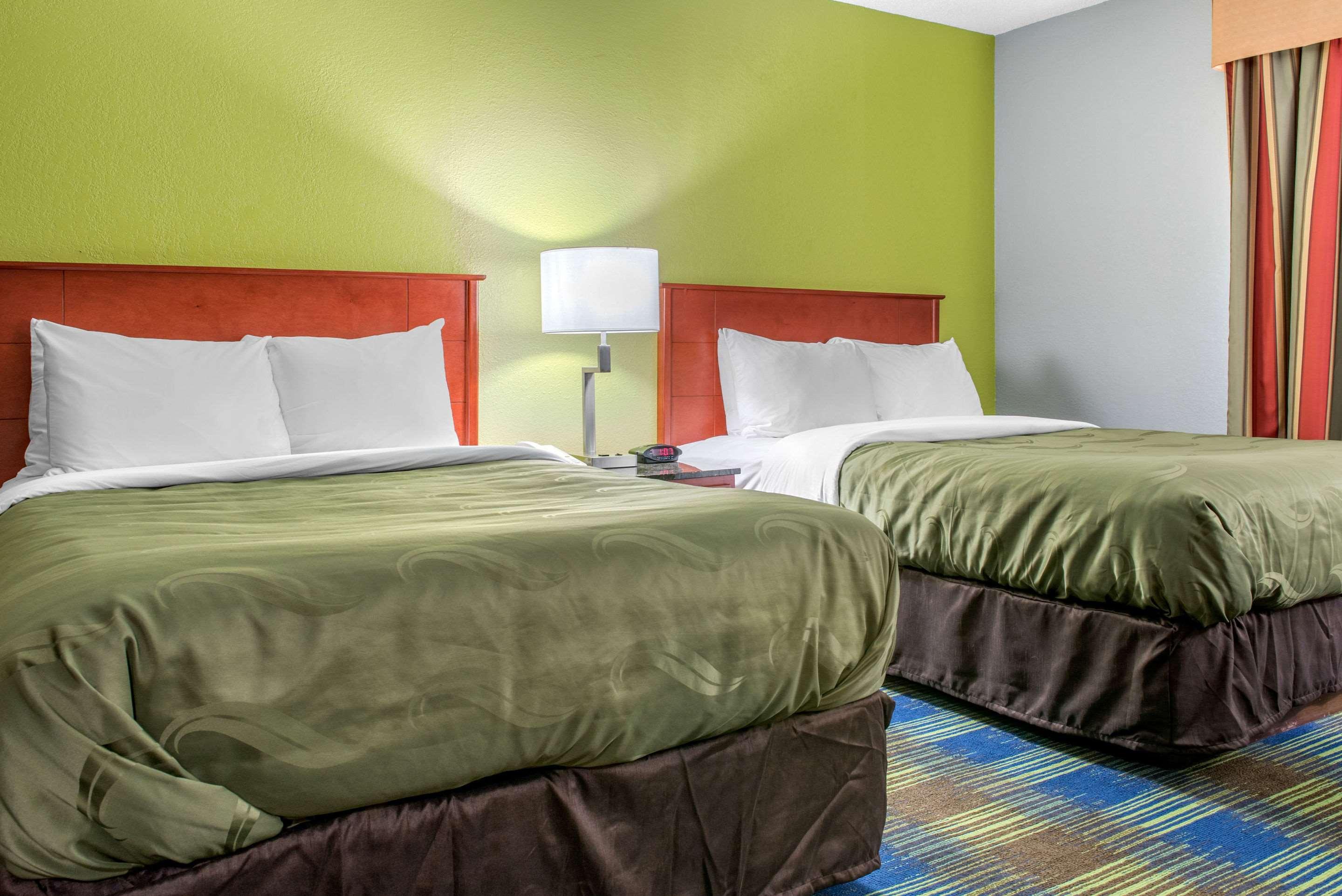 Quality & West Hotel Bedford