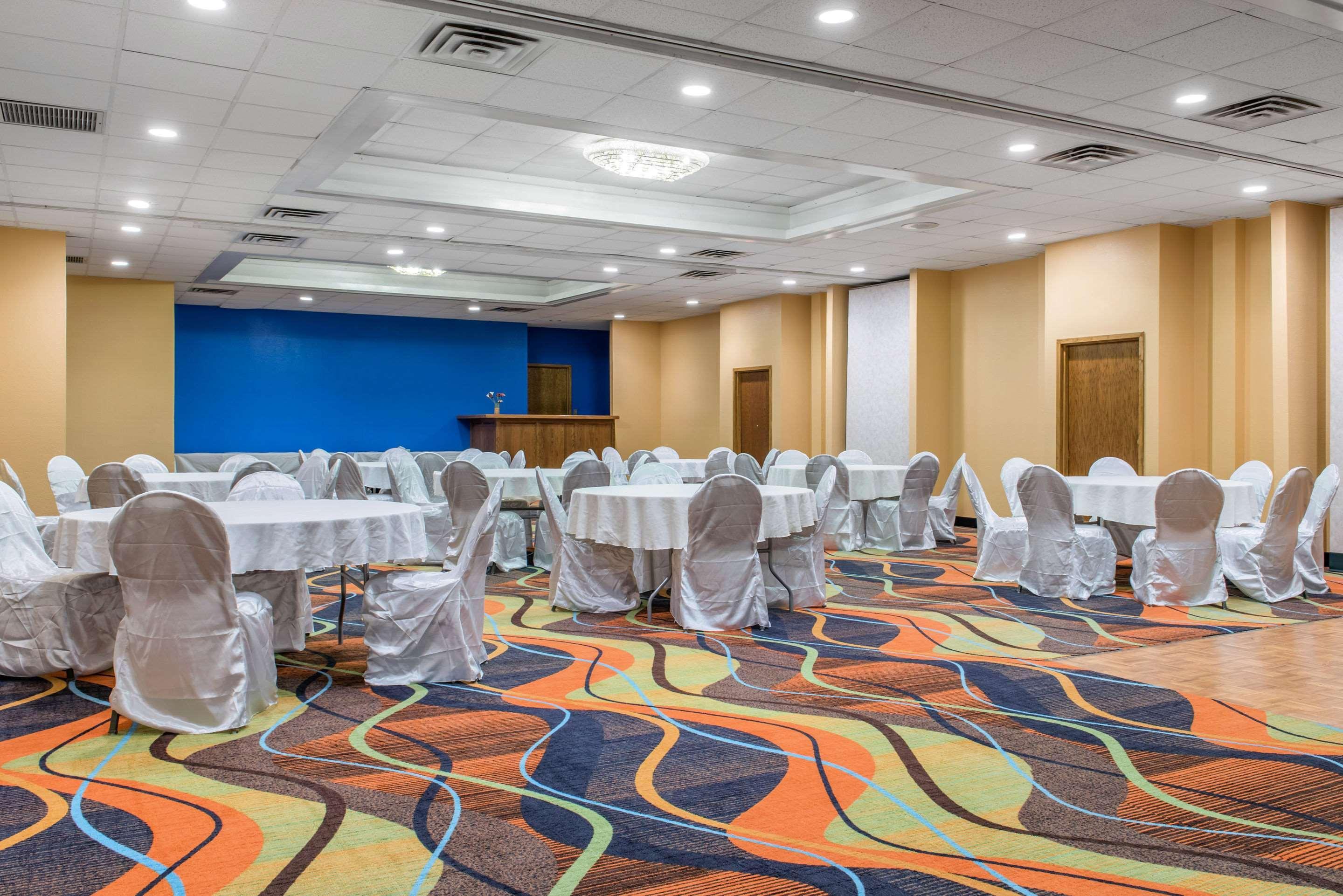 Quality & West Hotel Bedford