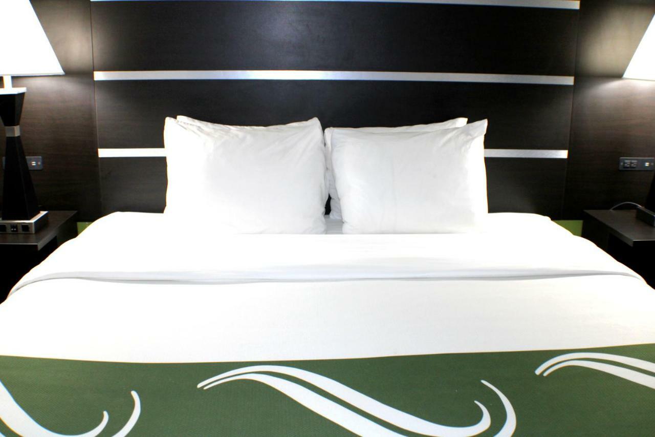 Hotel Quality & West
